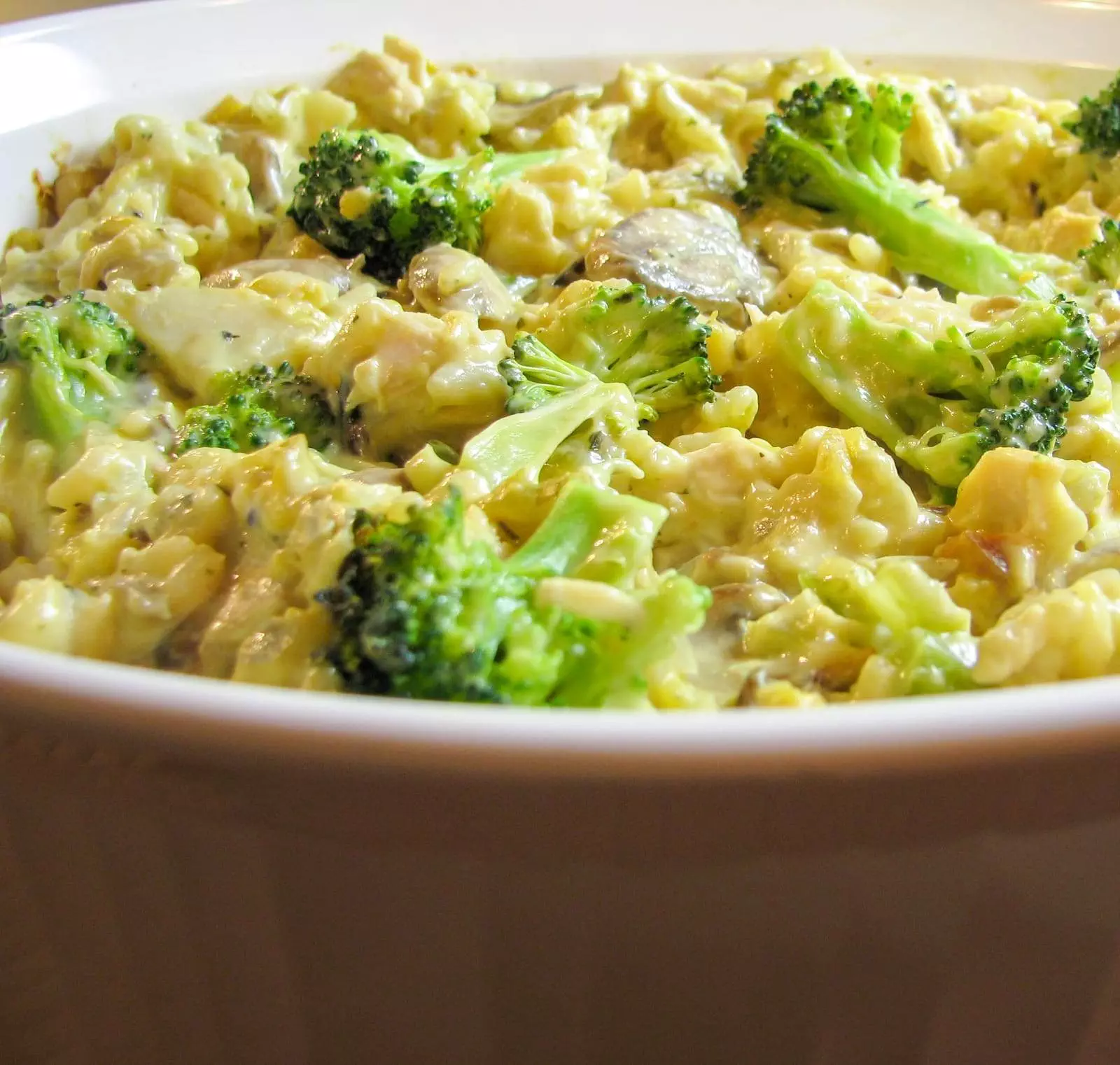 Chicken, Mushroom, Broccoli, and Rice Casserole