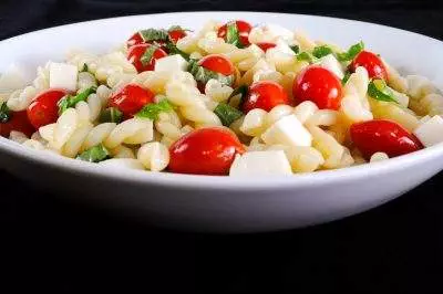 Caprese Pasta Salad with a White Balsamic Vinaigrette