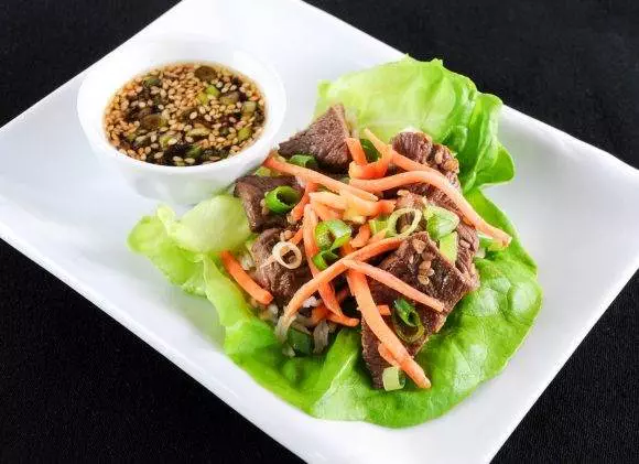 Sesame Beef Lettuce Wraps