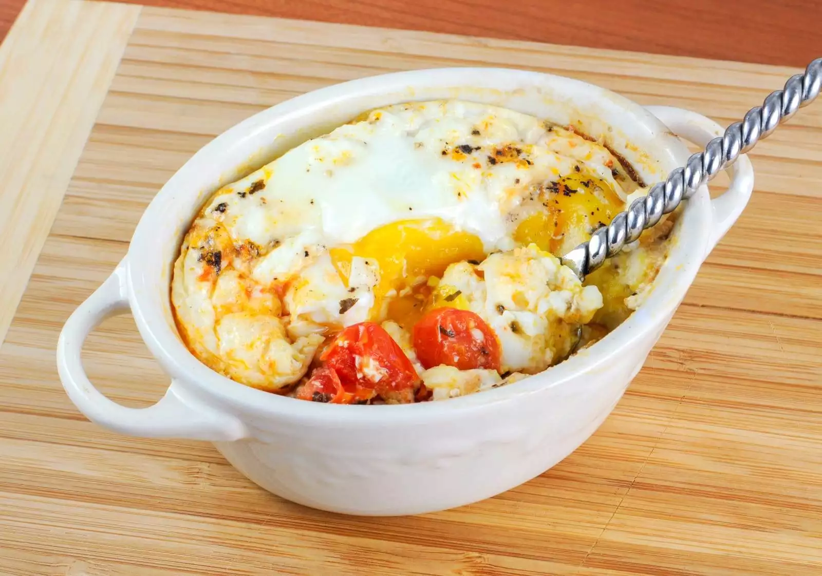 Baked Eggs in Roasted Tomatoes