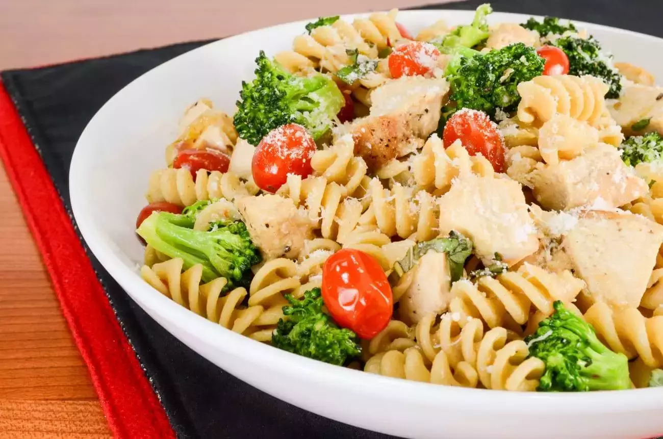 Rotini Pasta with Chicken, Broccoli, Tomatoes, Parmesan, and Fresh Basil