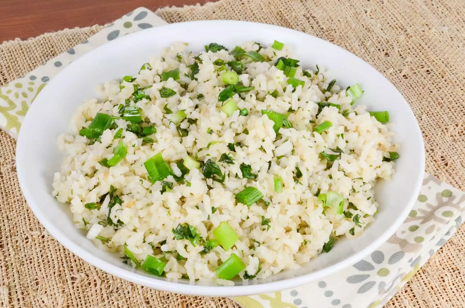 Garlic Rice with Green Onions and Cilantro