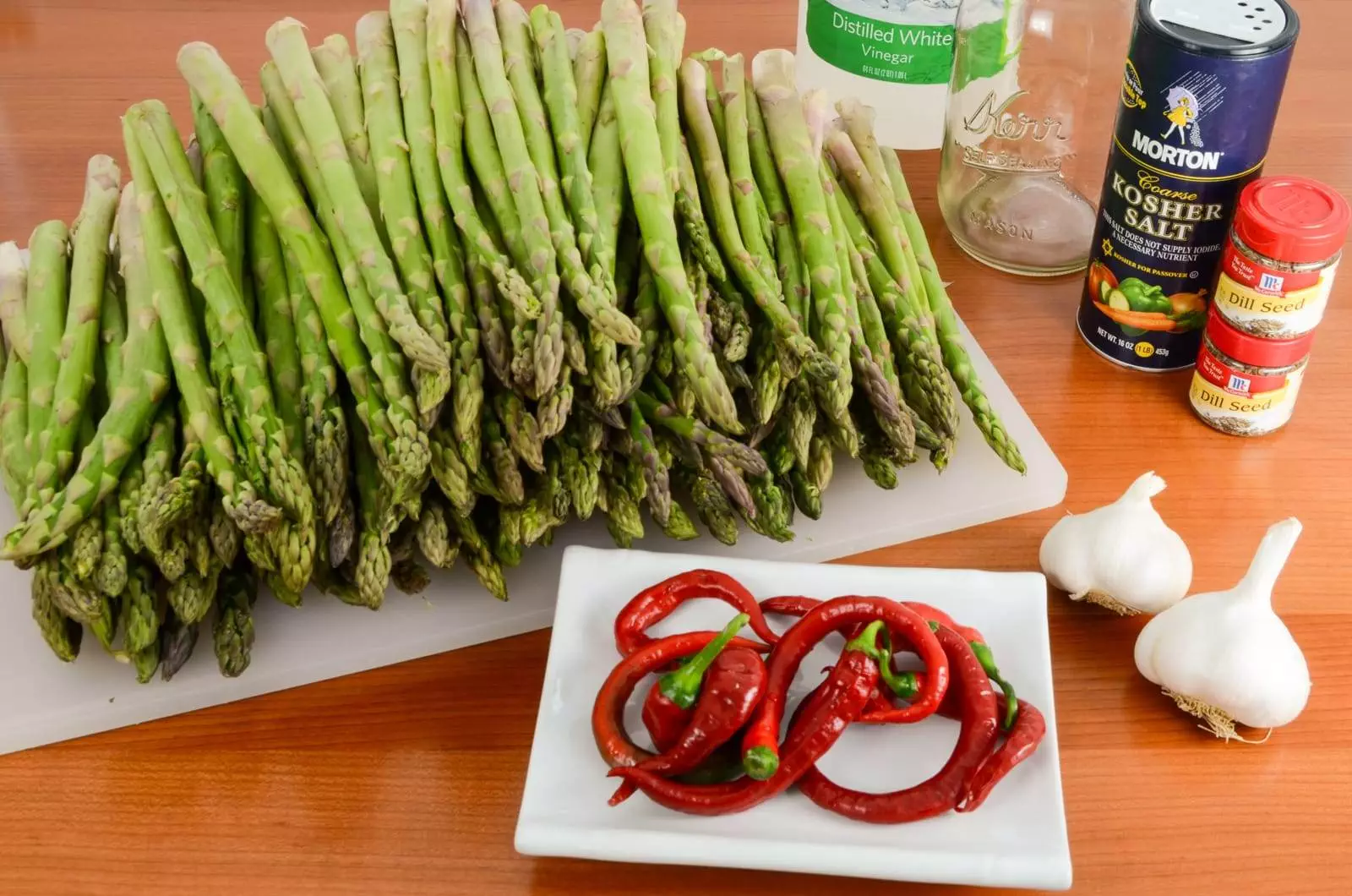 Canned Pickled Spicy Asparagus