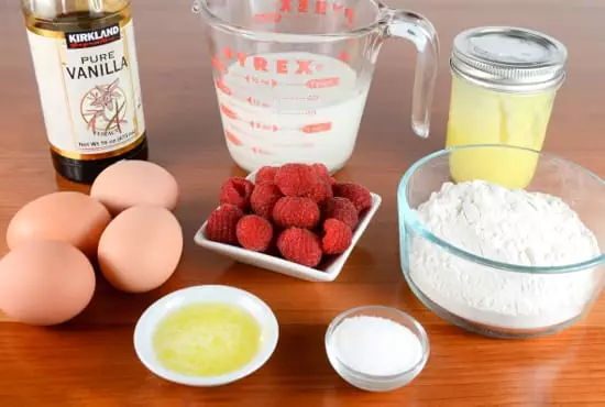 Crepes with Lemon Curd and Fresh Raspberries