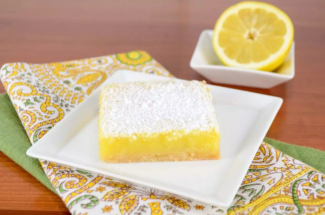 Tangy Lemon Bars