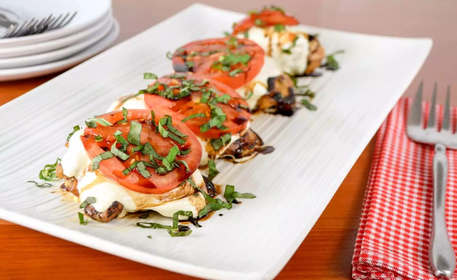 Baked Caprese Chicken Thighs