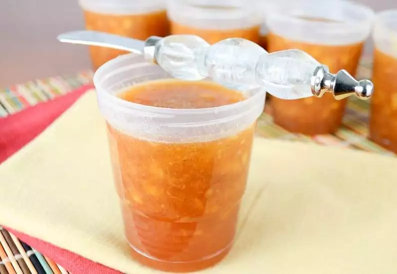 Cinnamon Peach Freezer Jam