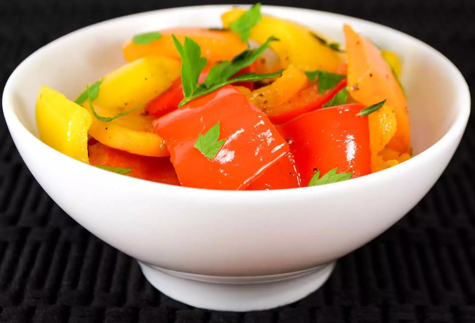 Pan-Roasted Bell Peppers with Garlic and Thyme