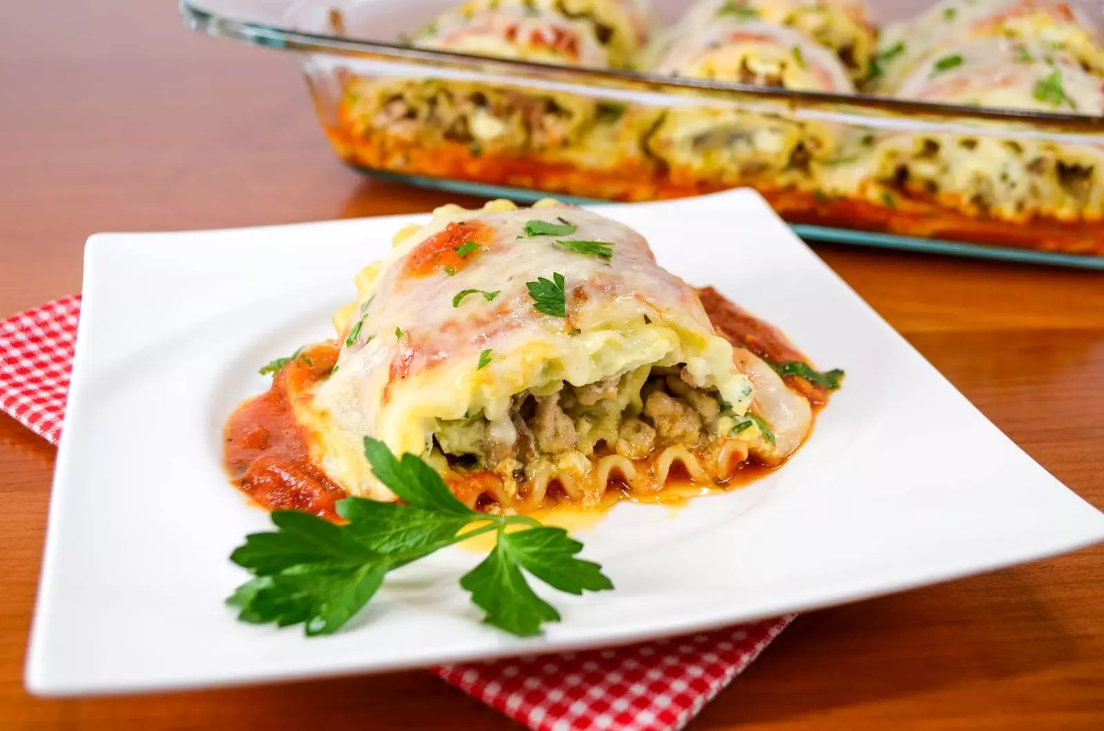 Chicken and Sausage Lasagna Roll-Ups