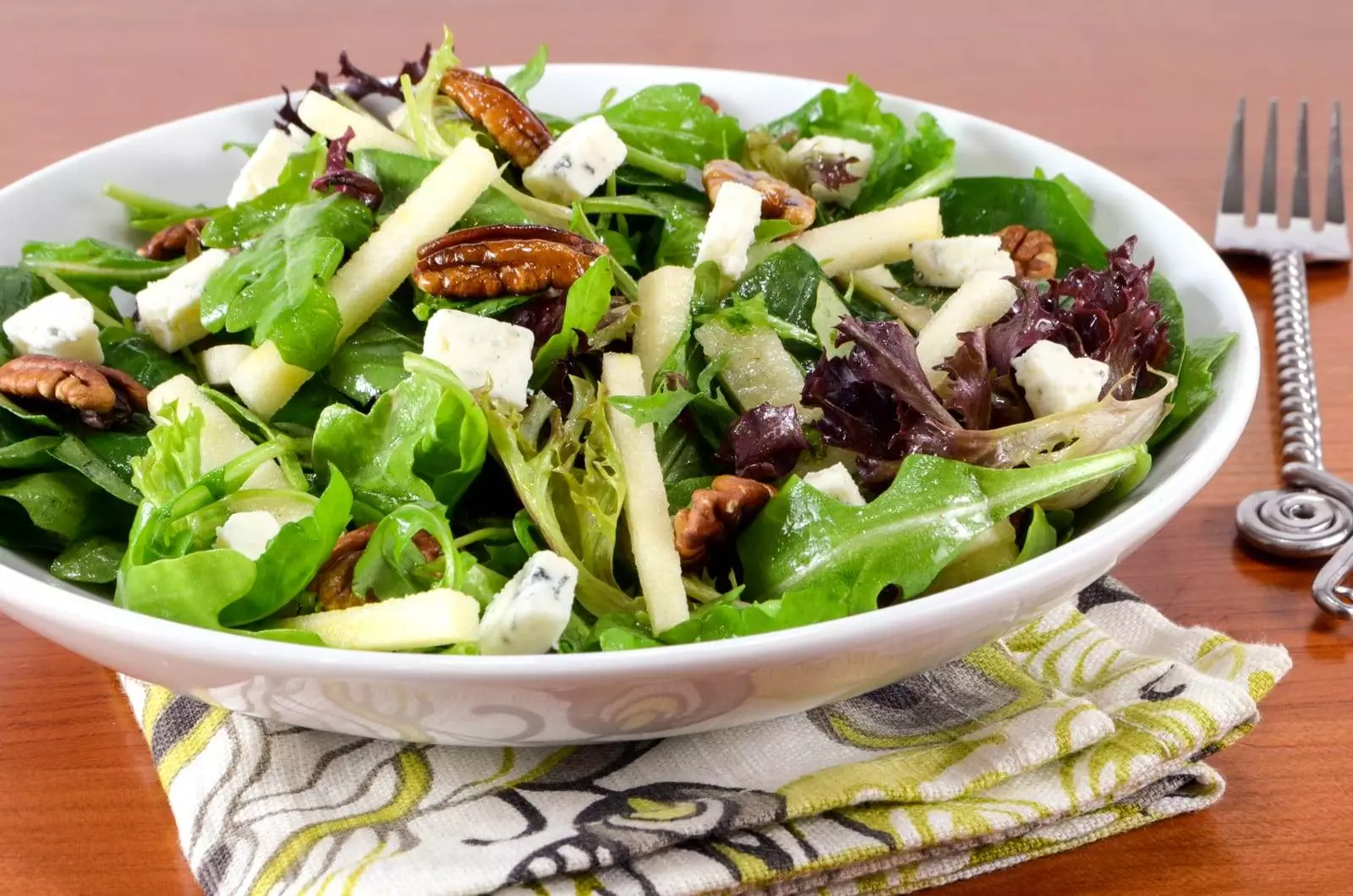 Autumn Salad with Apples, Toasted Pecans, and Gorgonzola