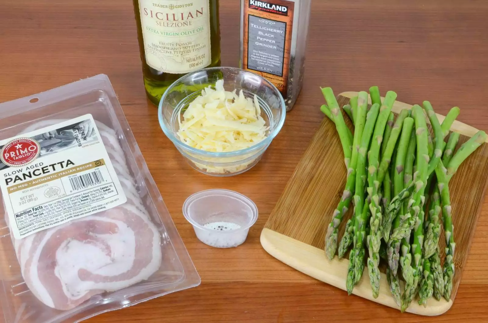 Pancetta Wrapped Asparagus Bundles with Gruyere