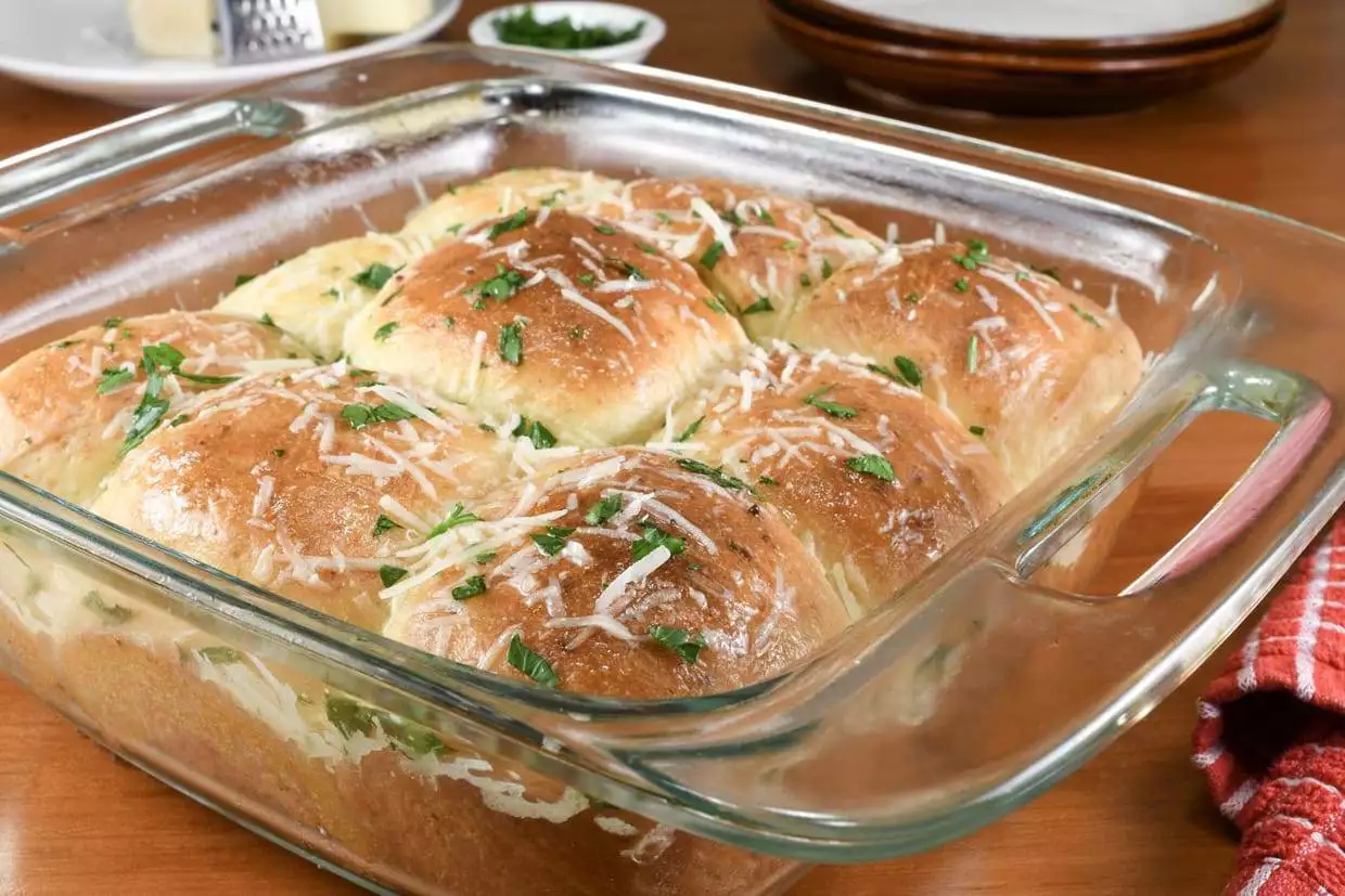 Soft Parmesan Dinner Rolls