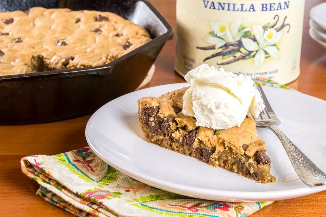 Cast-Iron Skillet Chocolate Chip Cookie