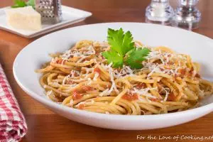 Spaghetti with Butter-Roasted Tomato Sauce