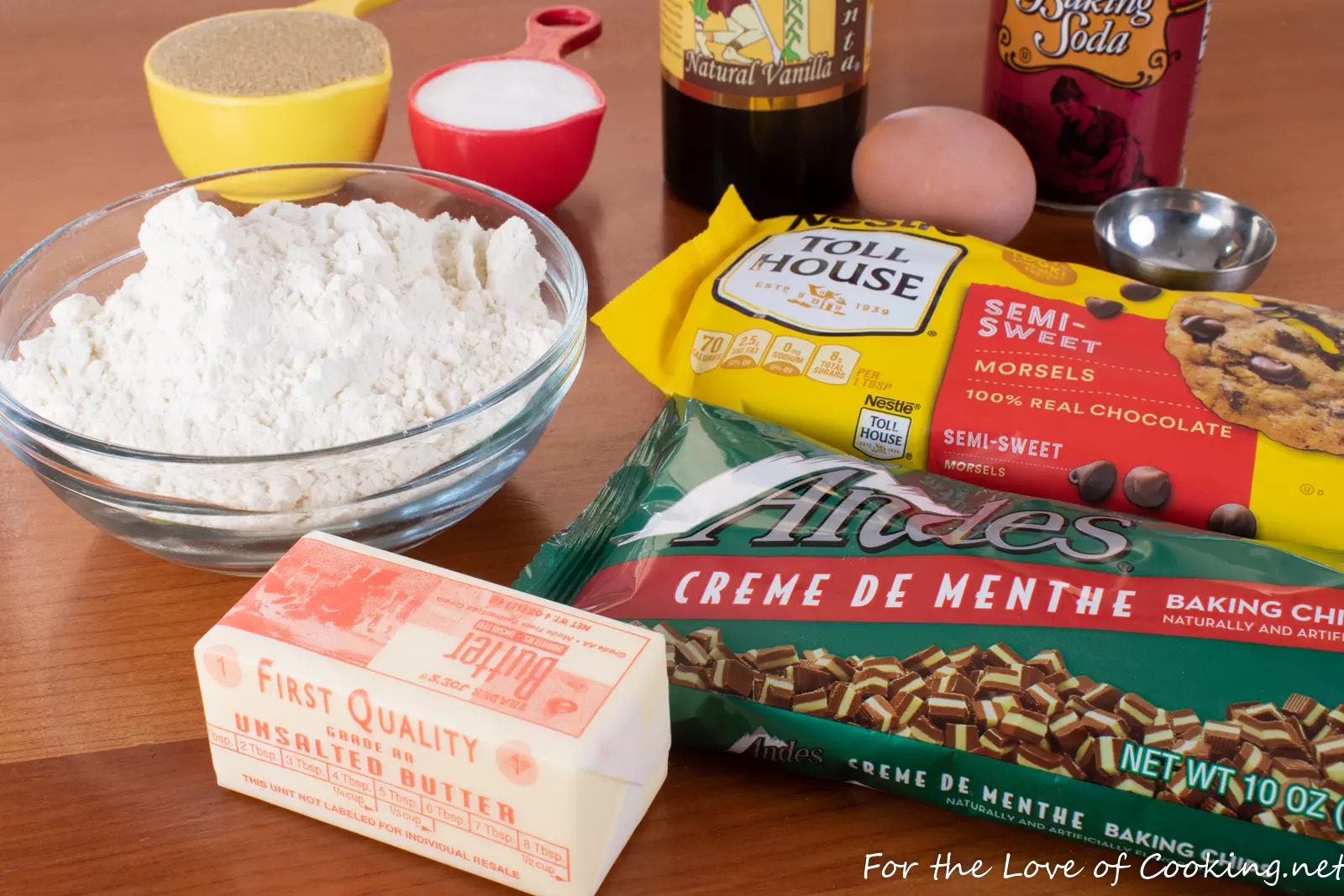 Mint Chocolate Chip Cookies