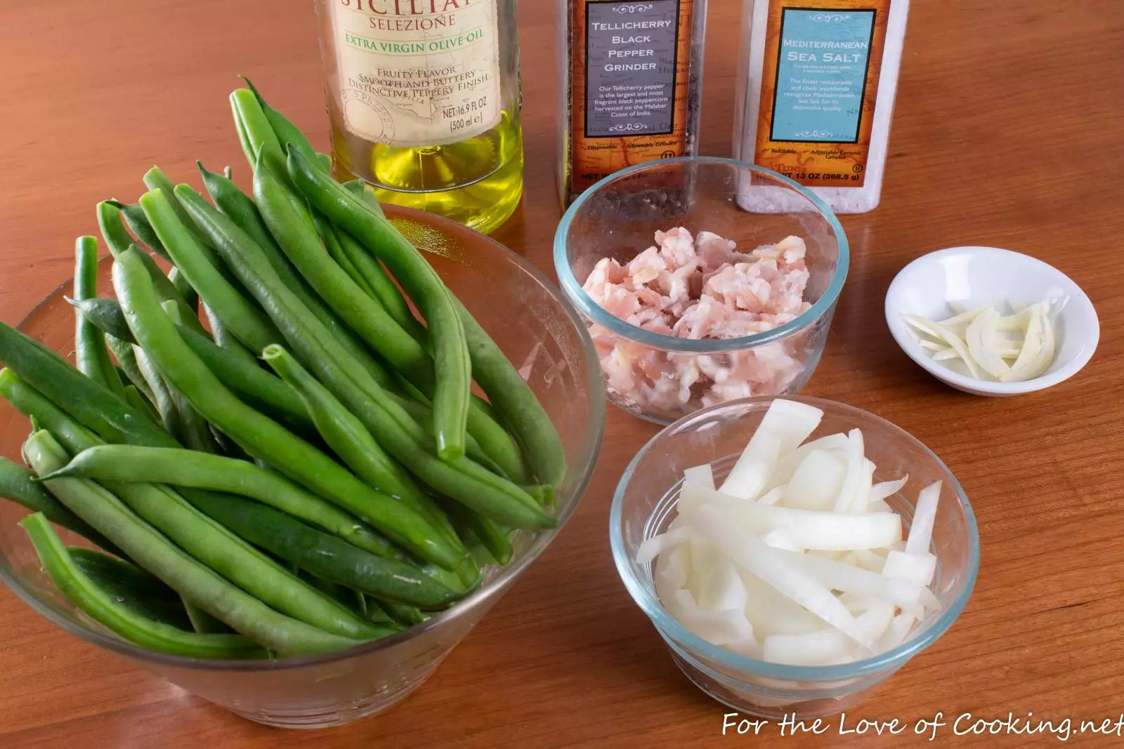 Roasted Green Beans with Bacon and Onion