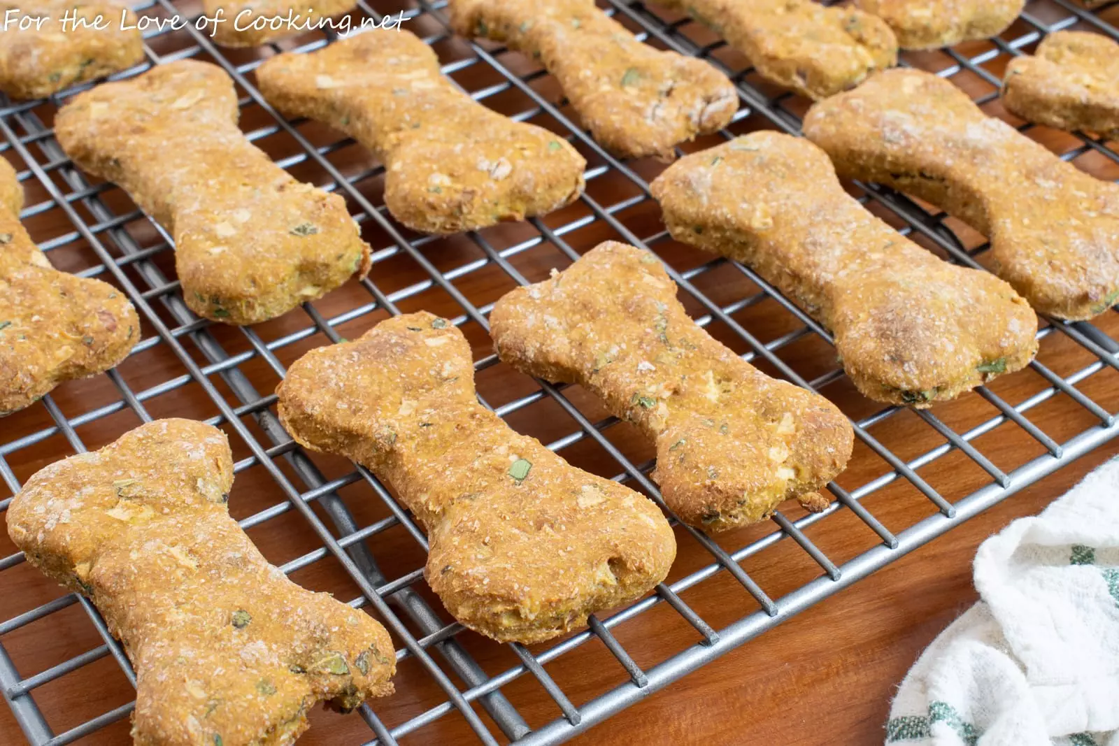 Pumpkin, Apple and Mint Dog Treats