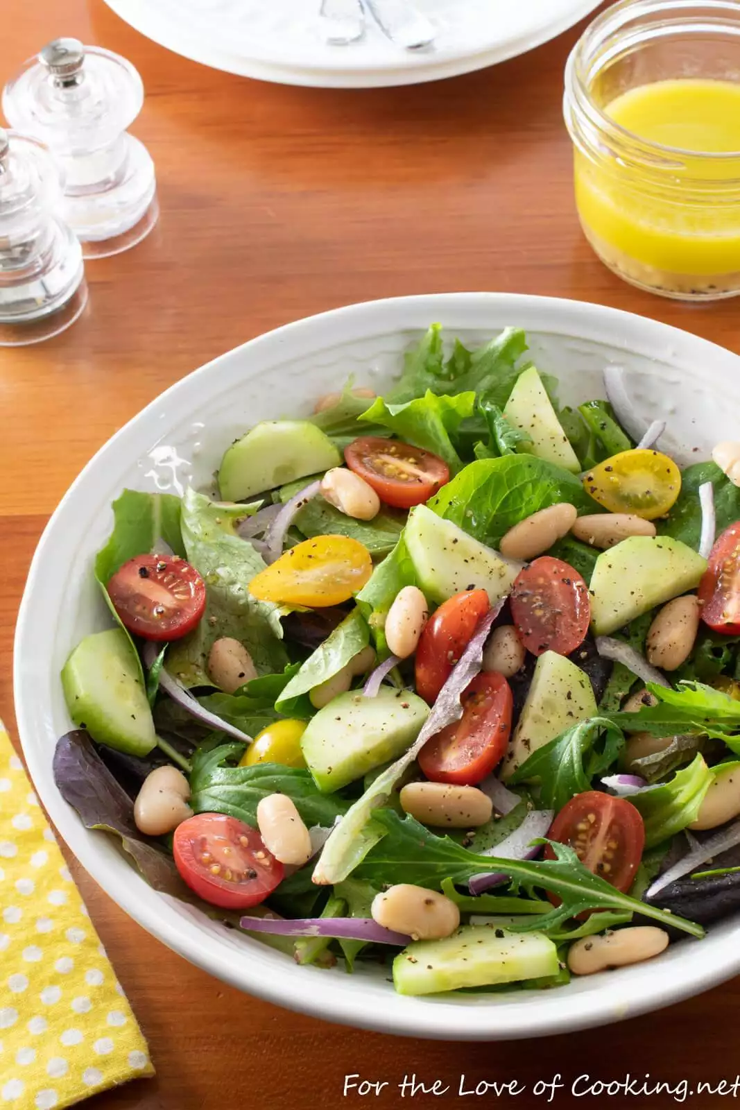 Tomato, Cucumber and White Bean Salad with Lemon Vinaigrette