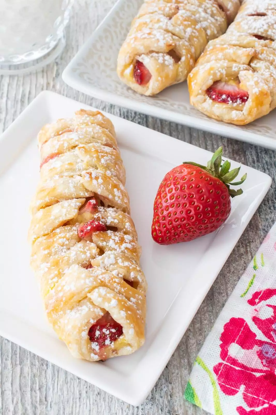 Mini Strawberry Puff Pastry Braids