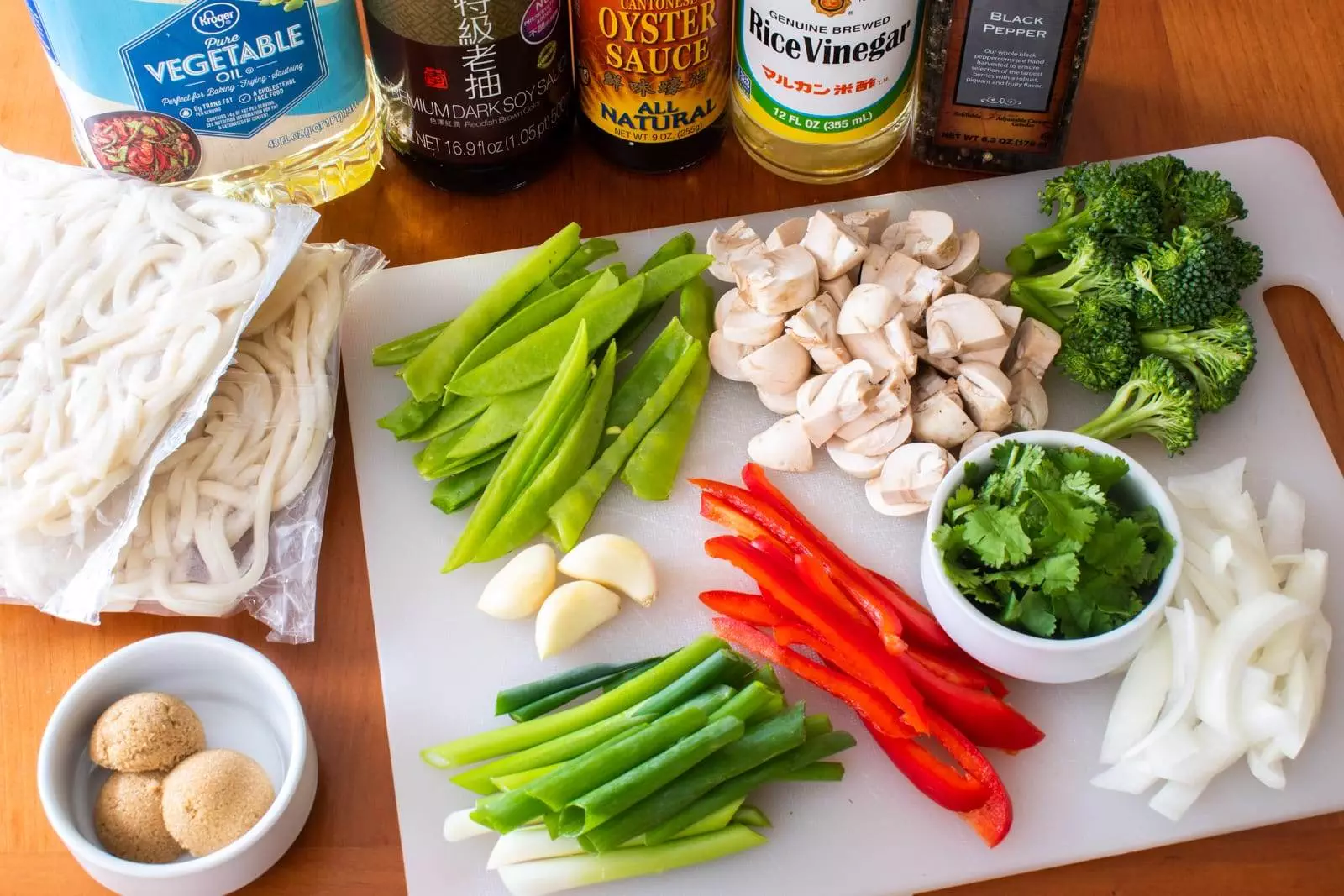 Black Pepper Stir Fried Udon