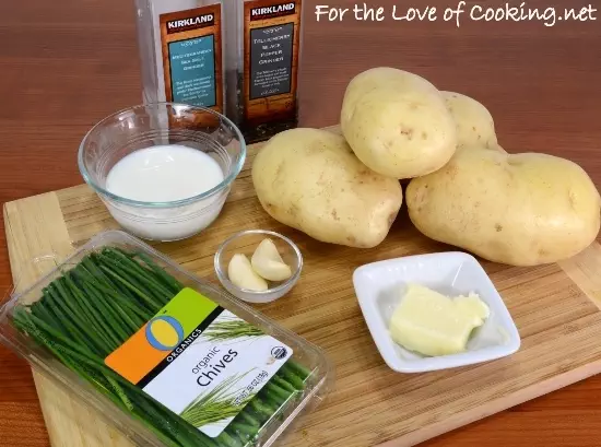 Garlic and Chive Mashed Potatoes