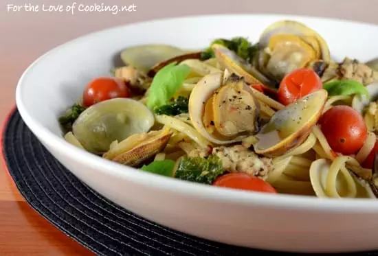 Linguine with Clams, Chicken Basil Sausage, Tomatoes, and Kale