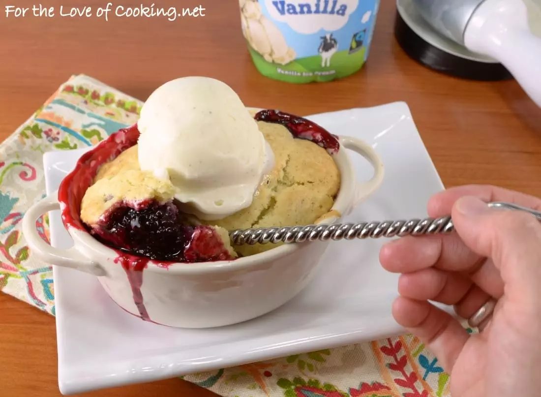 Mini Blackberry Cobbler