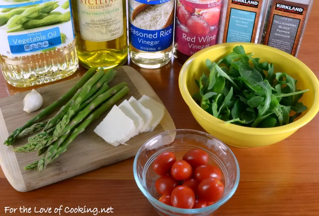 Grilled Asparagus, Tomato, and Halloumi Salad with Arugula and Spinach