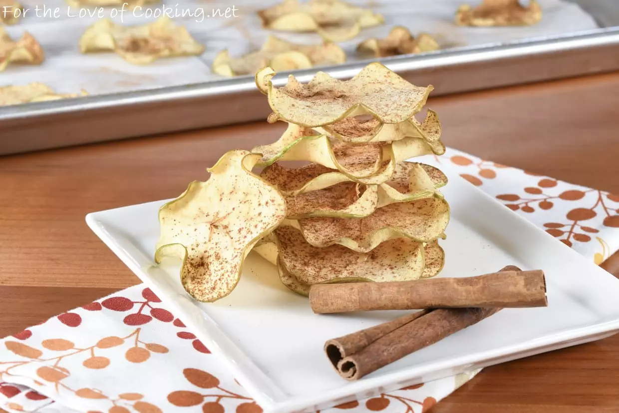 Baked Cinnamon Apple Chips