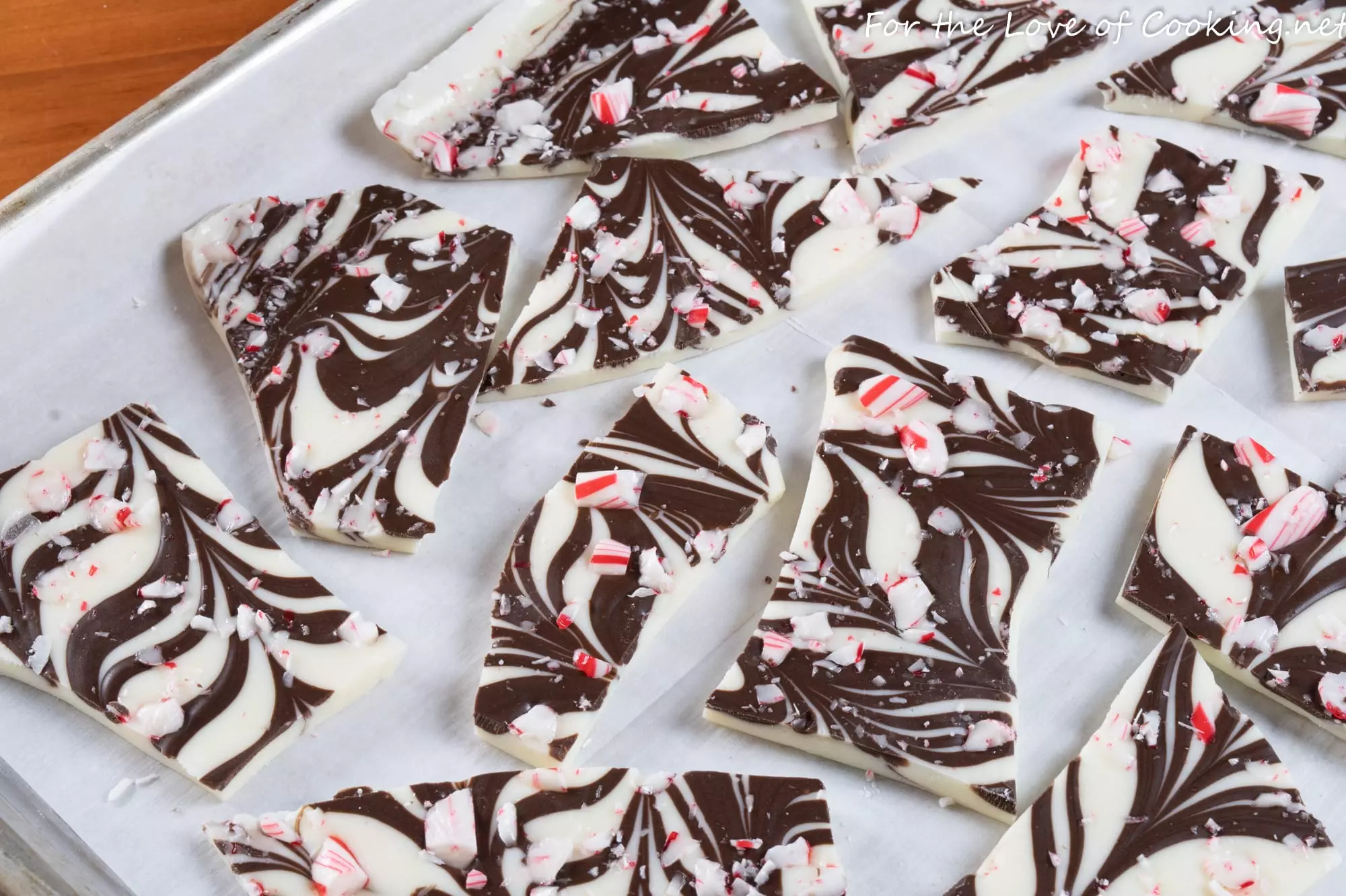 Swirled White Chocolate Peppermint Bark